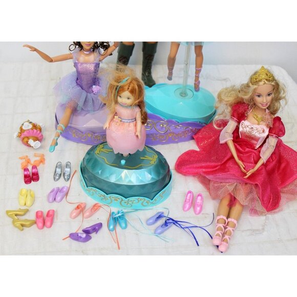 Barbie 12 Dancing Princess Lot Genevieve Isla Hadley Kathleen Prince Derek Shoes - Picture 2 of 13
